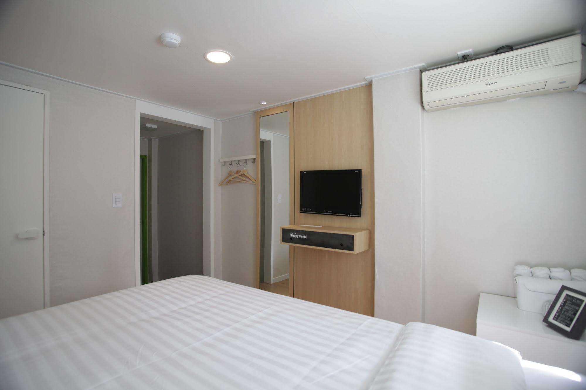 Hotel Sleepy Panda Streamwalk Seoul Jongno Buitenkant foto