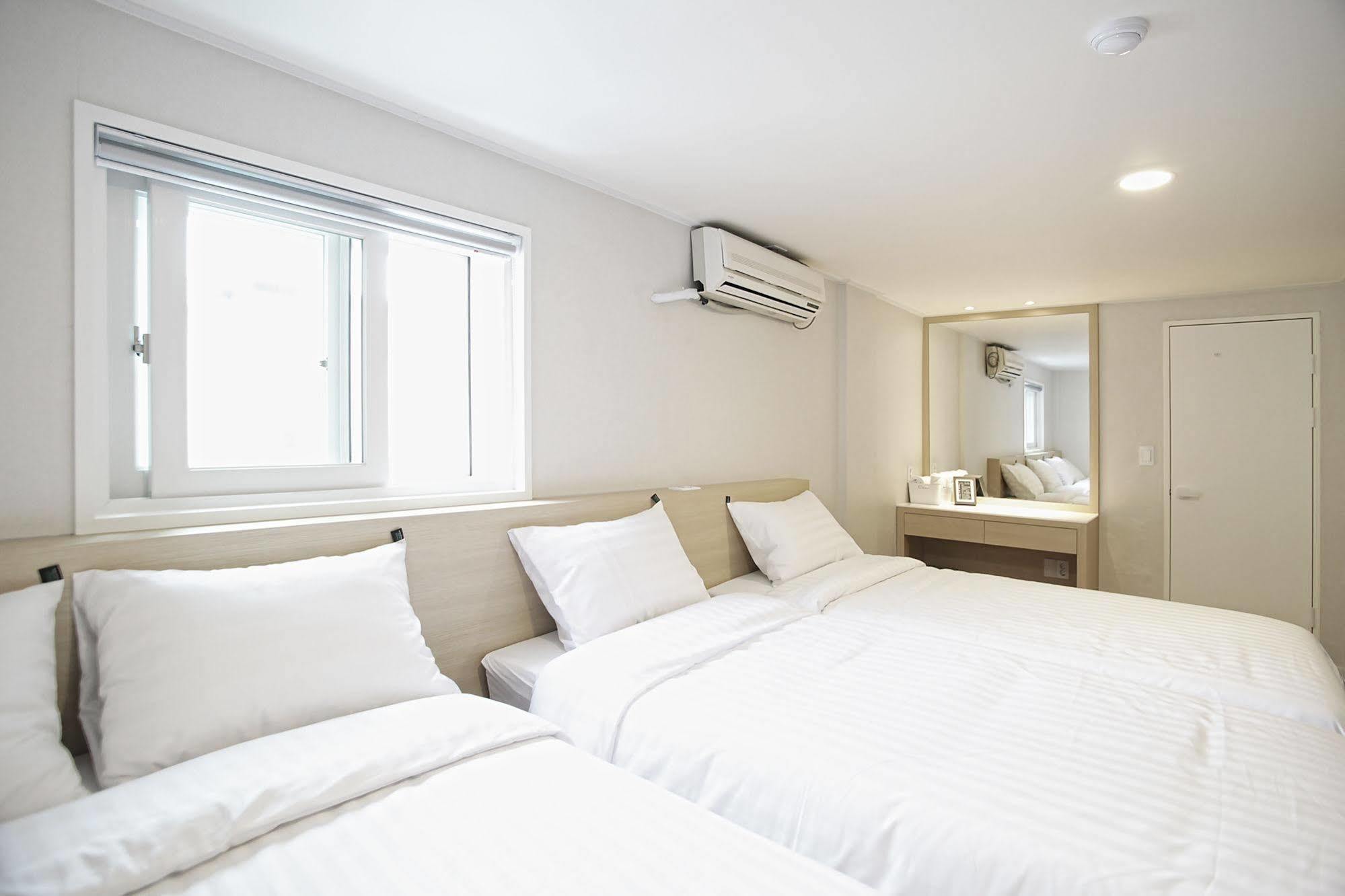 Hotel Sleepy Panda Streamwalk Seoul Jongno Buitenkant foto